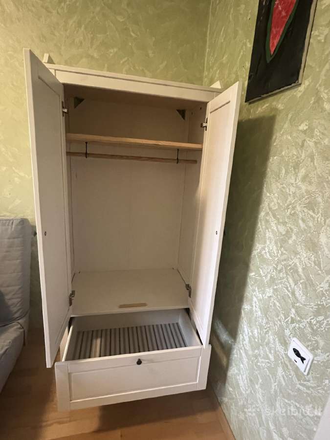 Parduodu spintą "Sundvik" iš Ikea - nuotraukos Nr. 2