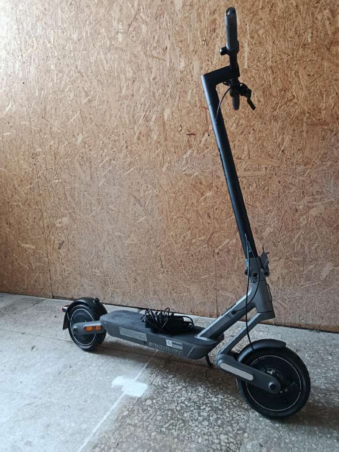 Xiaomi 4 Ultra Electric Scooter - nuotraukos Nr. 4