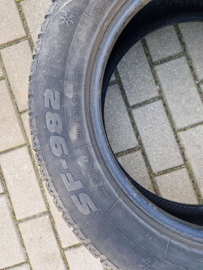 Naudotos padangos žieminės R18 235/60 - nuotraukos Nr. 4