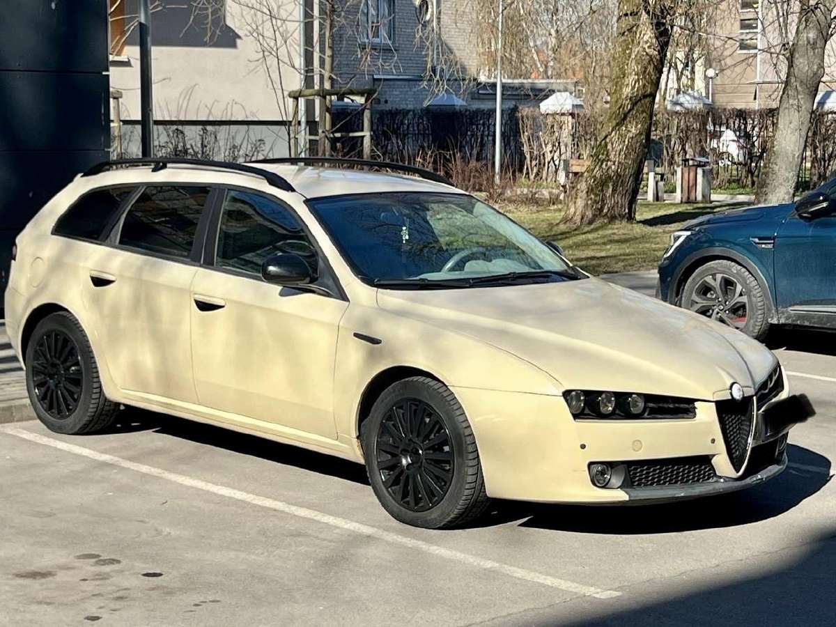 Alfa Romeo 159 Sportwagon - nuotraukos Nr. 3