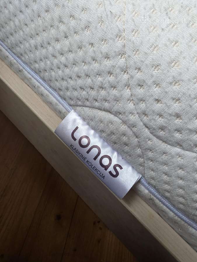 Viengulė lova su čiužiniu - nuotraukos Nr. 3