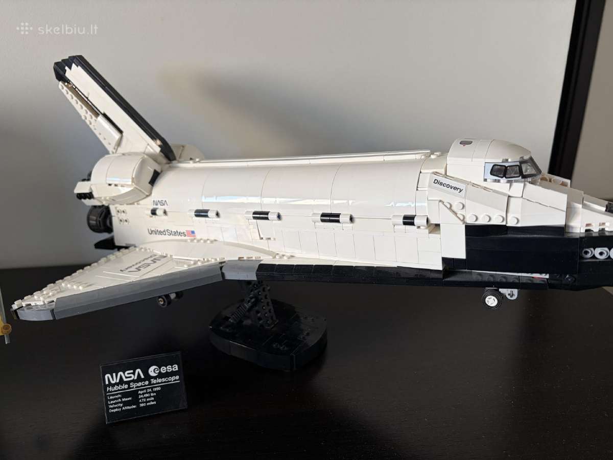 Lego Nasa Space Shuttle Discovery 10283 - nuotraukos Nr. 2