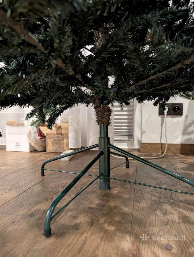 Dekoratyvinė najametinė eglutė 200-220cm - nuotraukos Nr. 8