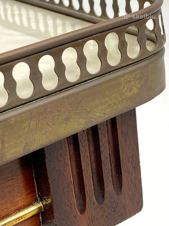 Raudonmedžio staliukas su akmeniu ir žalvariu - nuotraukos Nr. 13