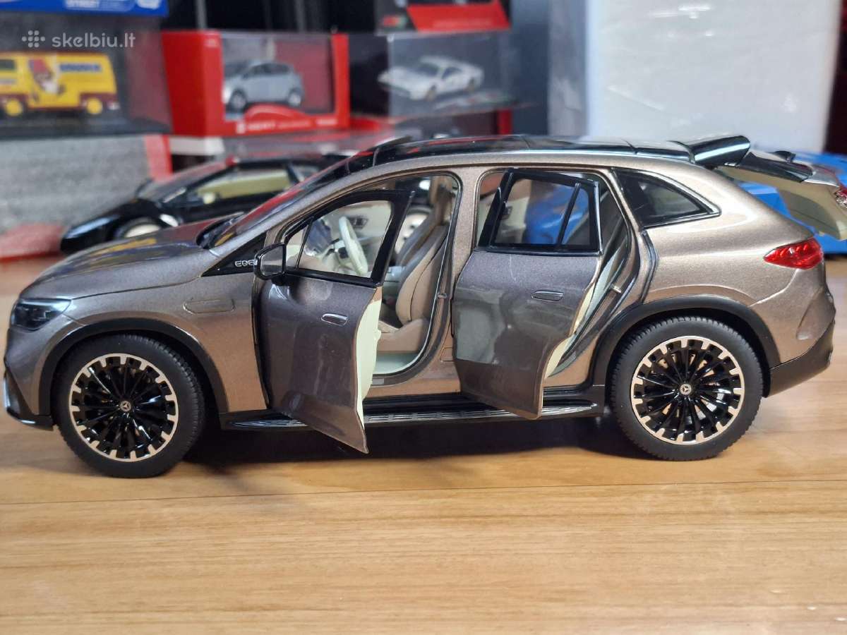 1:18 Mercedes Eqe Suv - nuotraukos Nr. 2