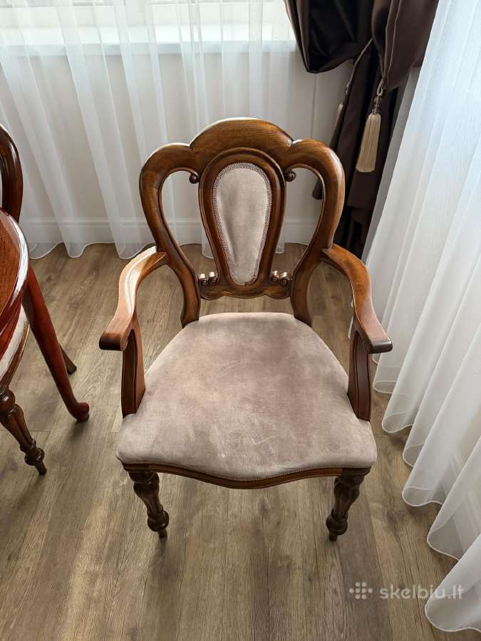 Klasikinis valgomojo stalas su 6 kėdėmis – 650 € - nuotraukos Nr. 6