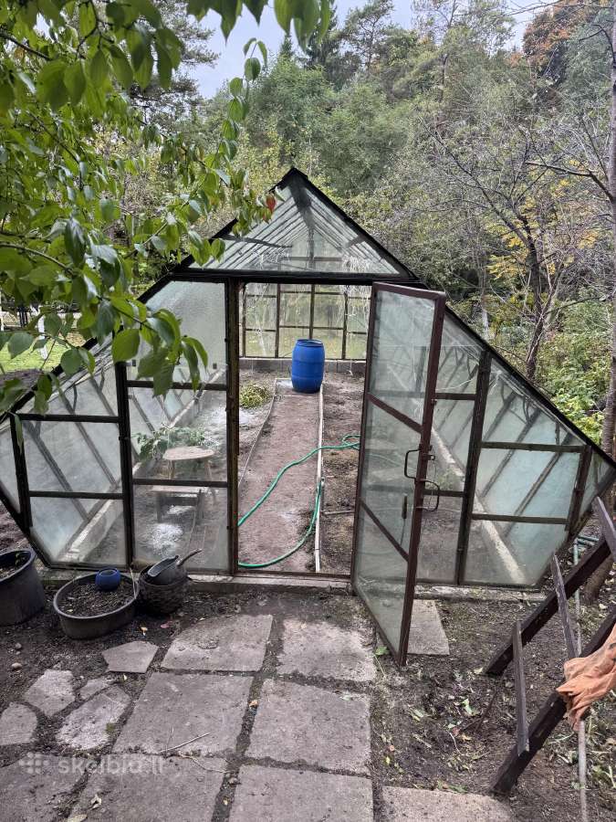 Nemokamai atiduodamas stiklinis šiltnamis - nuotraukos Nr. 2