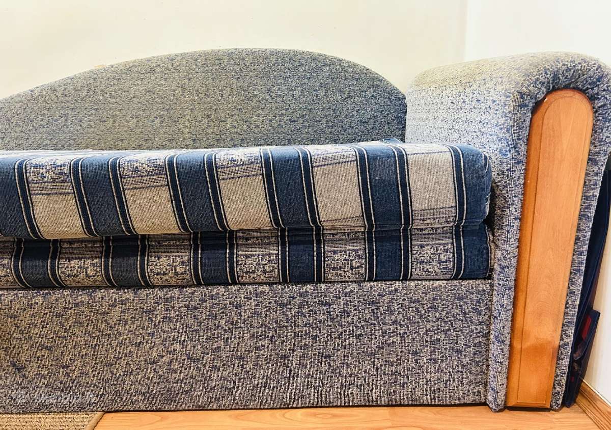 Išskleidžiama sofa lova su patalynes deže - nuotraukos Nr. 2
