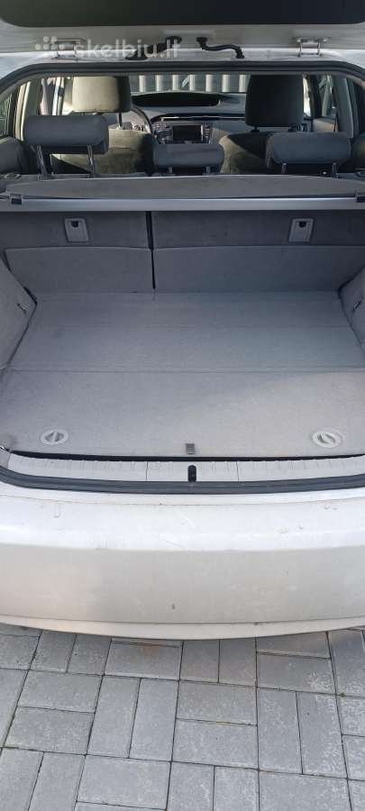 Toyota Prius 3 Išsimokėtinai arba Nuoma - nuotraukos Nr. 12