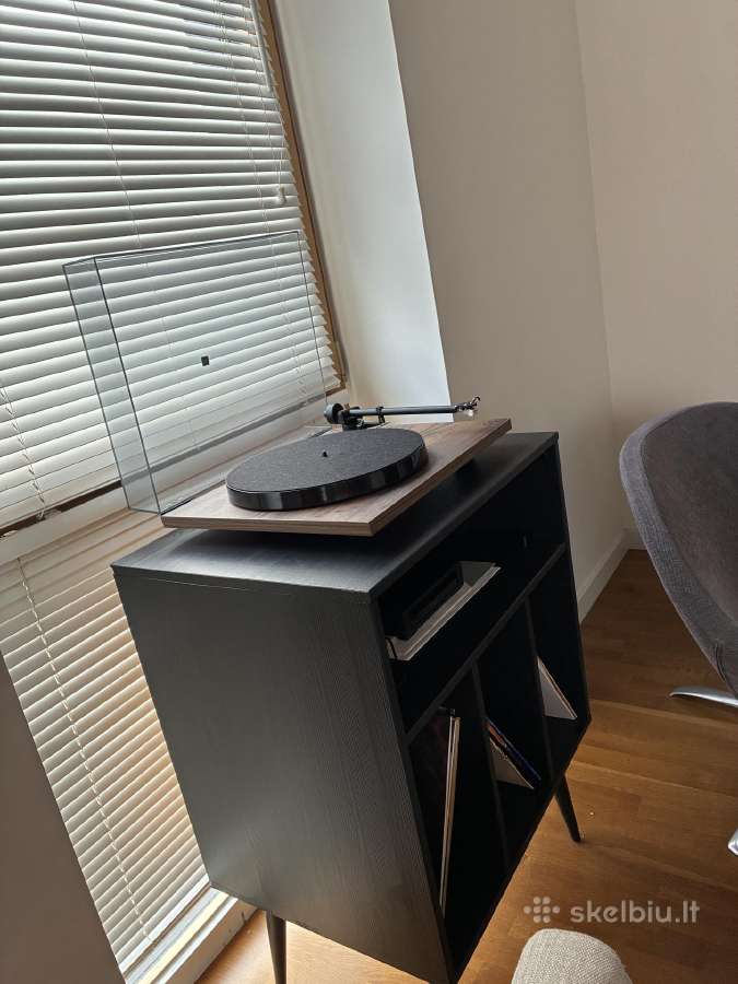 Rega Planar 1 Plus + Rega Fono Mm Mk5 + komoda - nuotraukos Nr. 3