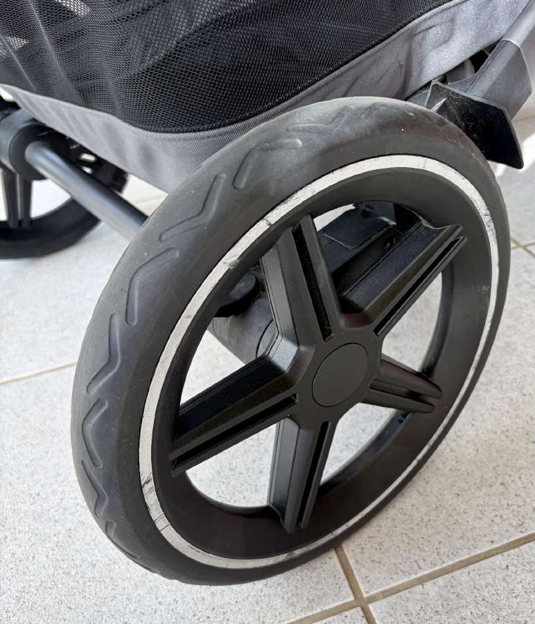 Joolz Geo vezimas 2in1 + Maxi Cosi auto kedute - nuotraukos Nr. 9