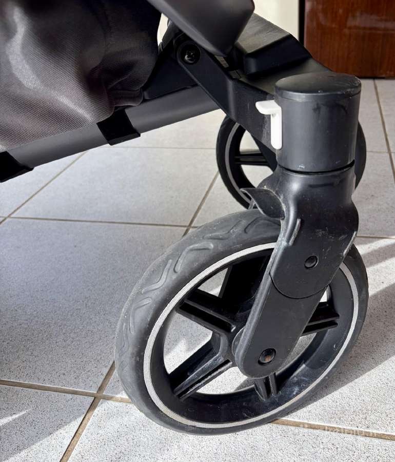 Joolz Geo vezimas 2in1 + Maxi Cosi auto kedute - nuotraukos Nr. 10