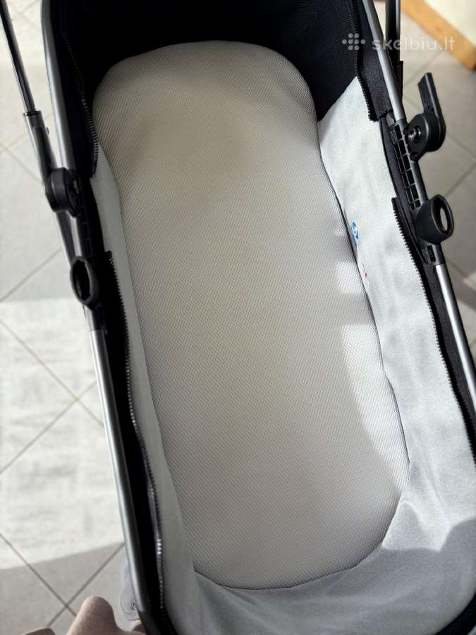 Joolz Geo vezimas 2in1 + Maxi Cosi auto kedute - nuotraukos Nr. 17