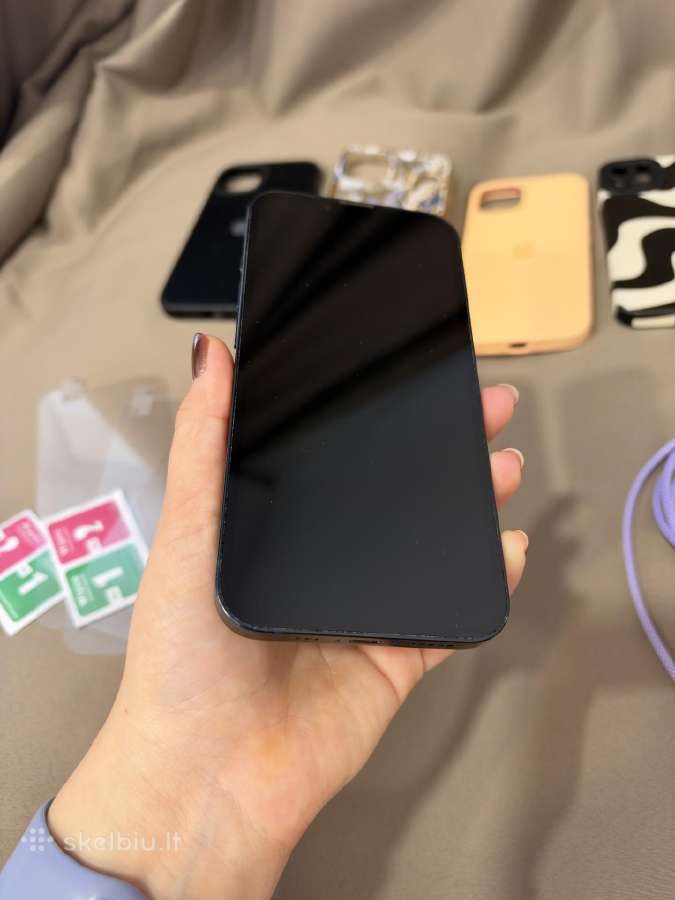 Apple iPhone 13 (juodas) - nuotraukos Nr. 2