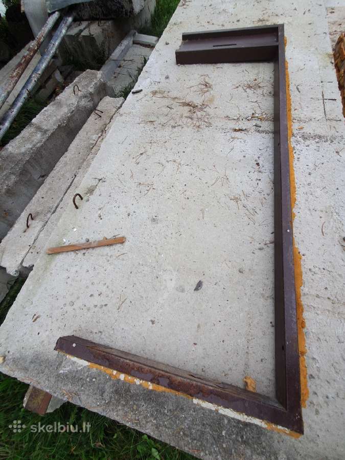 Naudotos lauko durys 1vnt metalinės, 2vnt medinės - nuotraukos Nr. 2