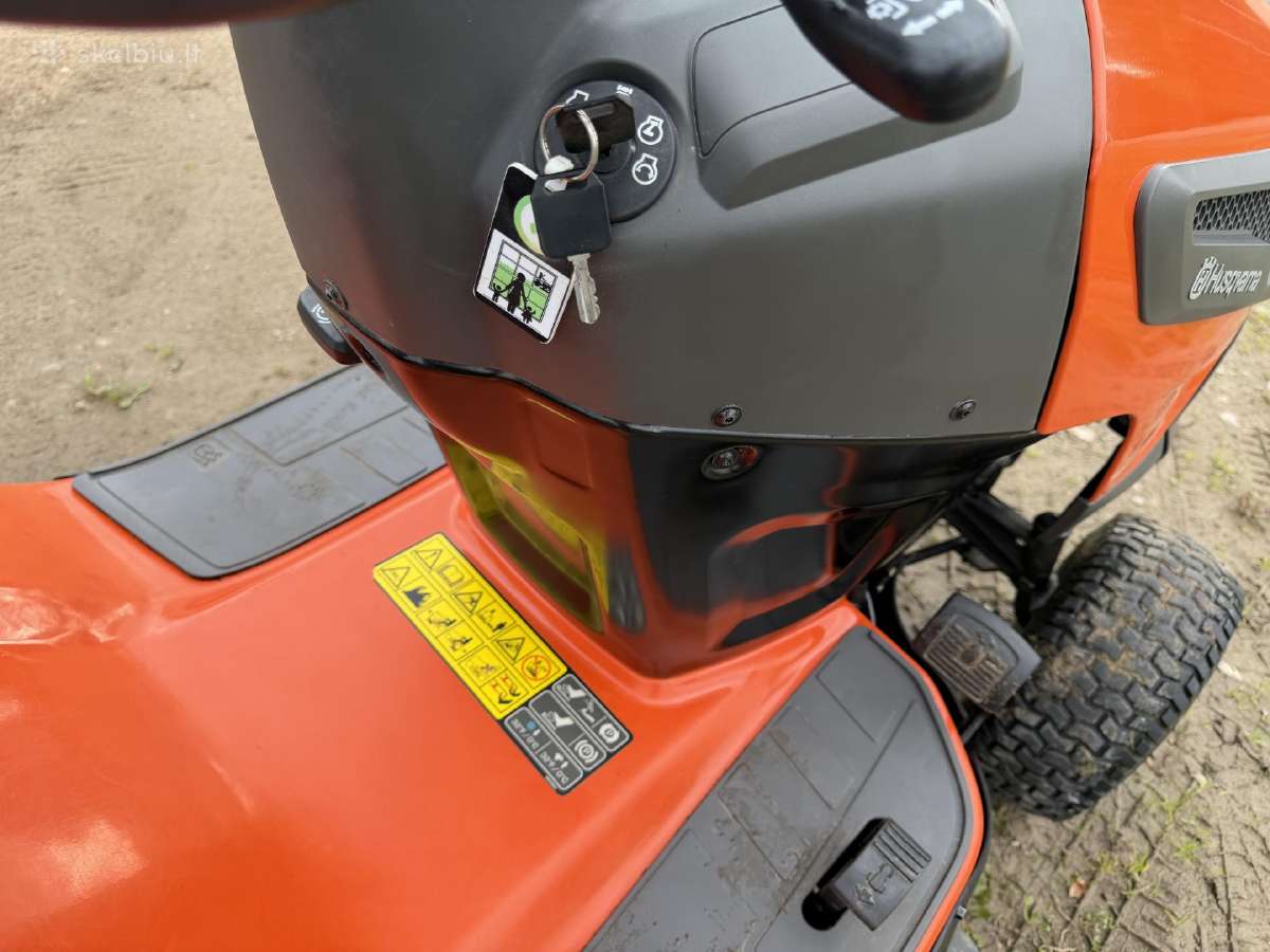 Sodo traktoriukas Husqvarna Tc238t - nuotraukos Nr. 9