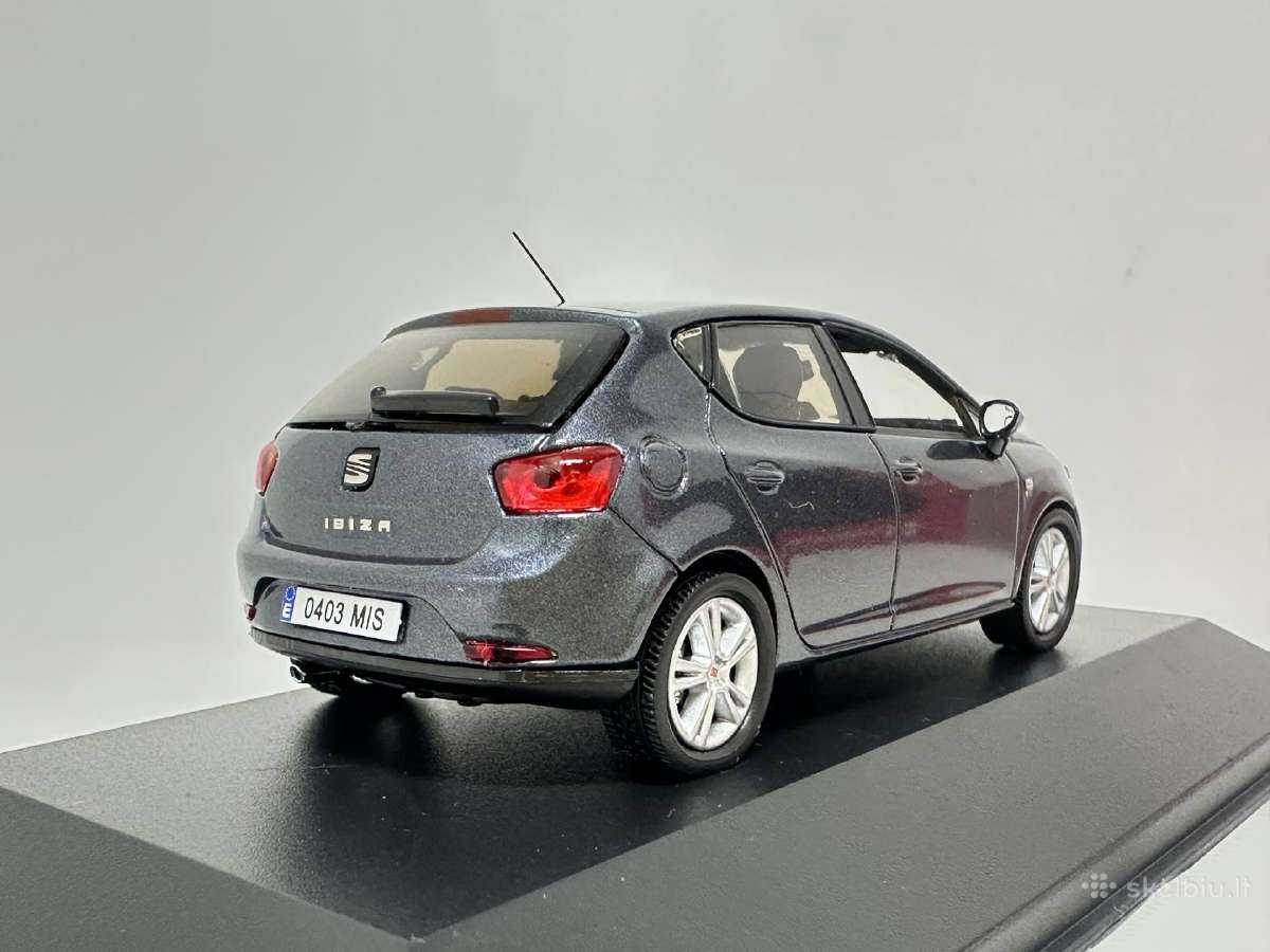 Seat Ibiza 5D 2008 pilka 1:43 Fischer - nuotraukos Nr. 6