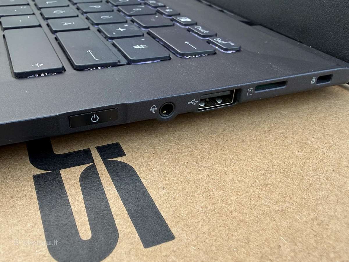 Asus Expertbook B5 - nuotraukos Nr. 3