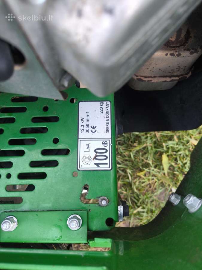 Vejos traktorius John Deere z335e - nuotraukos Nr. 9