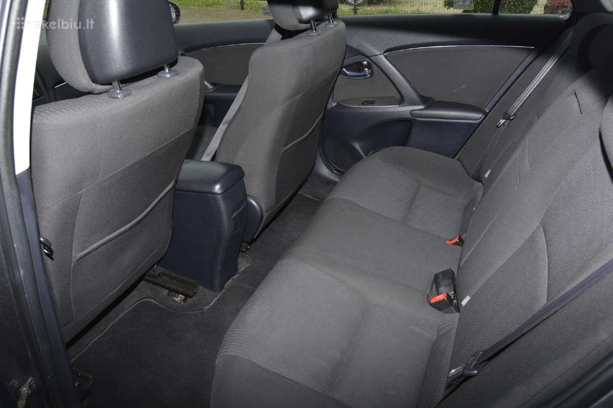 Toyota Avensis - nuotraukos Nr. 16