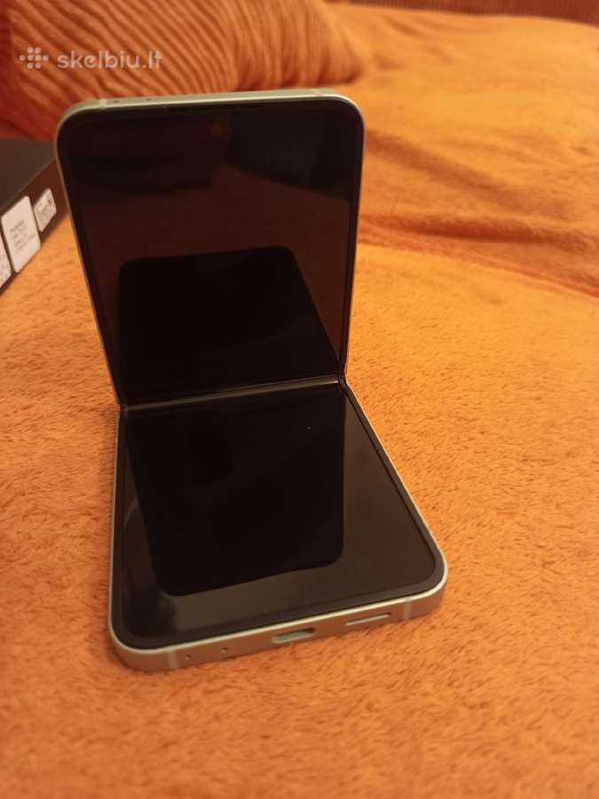 Samsung Galaxy Z Flip6, 512 GB . Būklė 10/10. - nuotraukos Nr. 3