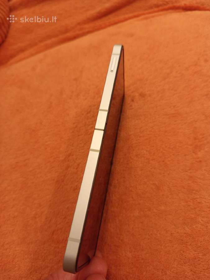 Samsung Galaxy Z Flip6, 512 GB . Būklė 10/10. - nuotraukos Nr. 5