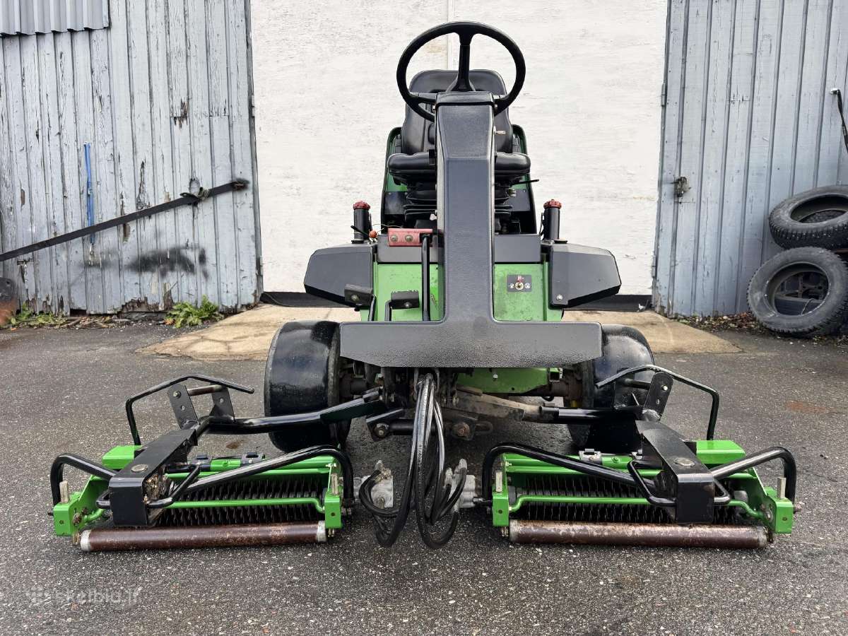 John Deere Profesionali vejos priežiūros mašina - nuotraukos Nr. 6