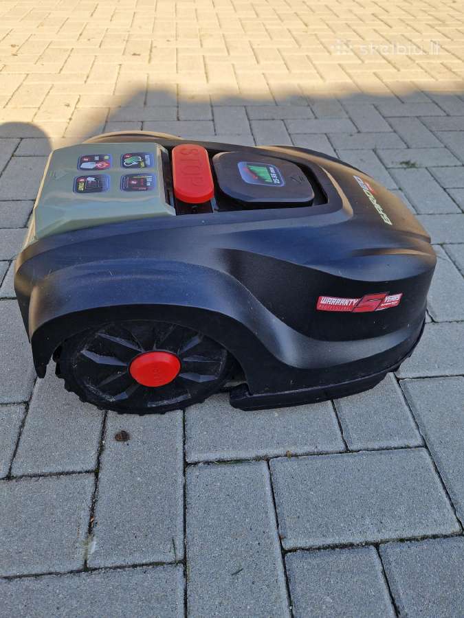 Žolės, vejos robotai - nuotraukos Nr. 12