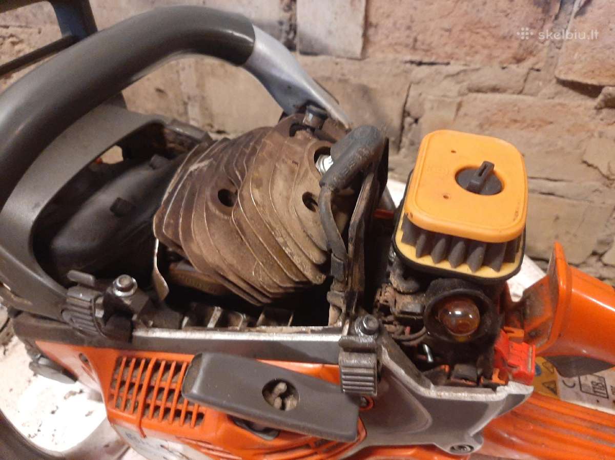 Husqvarna 555 - nuotraukos Nr. 4
