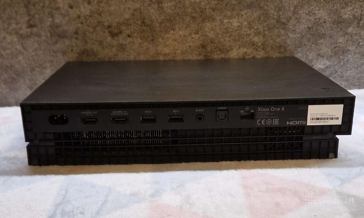 Xbox One X 1tb + 2 Pulteliai + Gta V, Fc 24, Nfs - nuotraukos Nr. 3