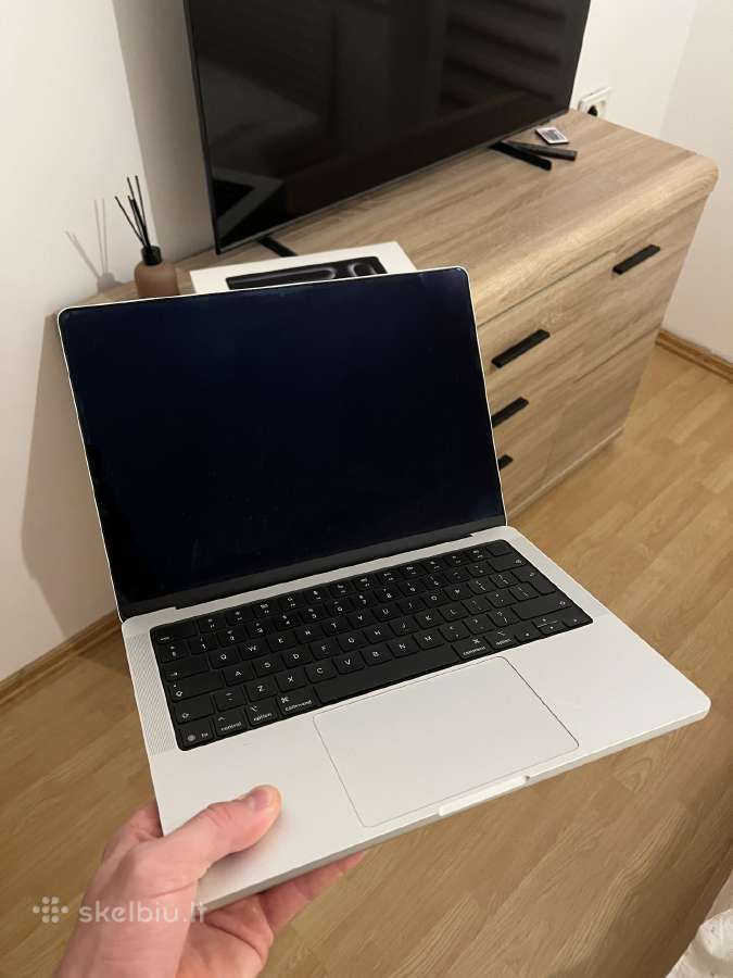 MacBook pro M5 - nuotraukos Nr. 2