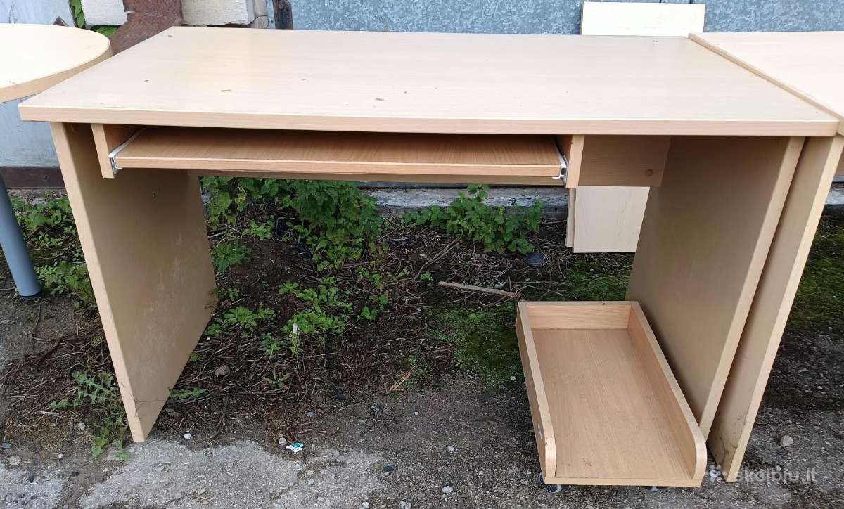 Ofiso baldai, rašomieji stalai - nuotraukos Nr. 3