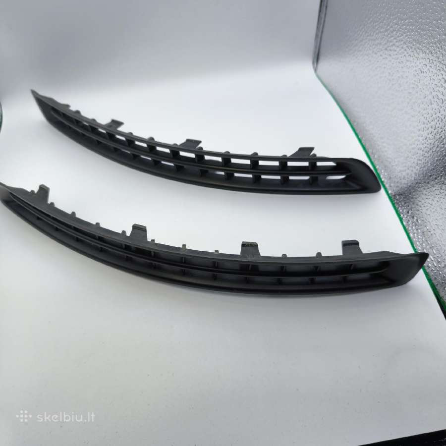 Volvo Xc90 Grotelės apatinės 30678954, 30678953 - nuotraukos Nr. 3