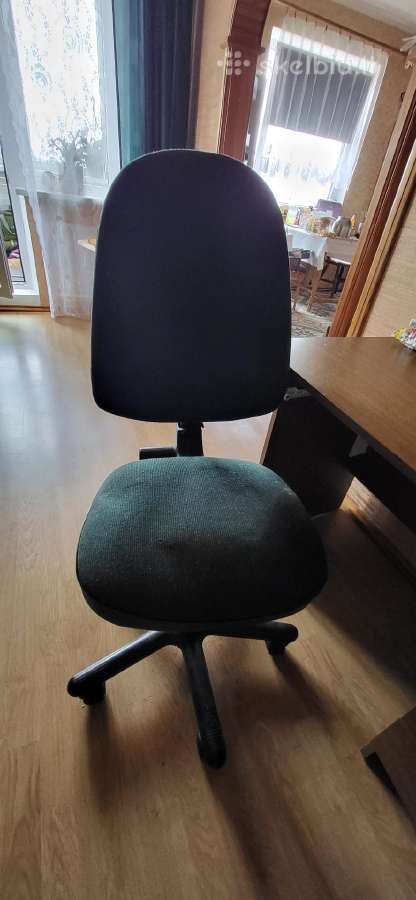 Rašomas stalas - nuotraukos Nr. 2