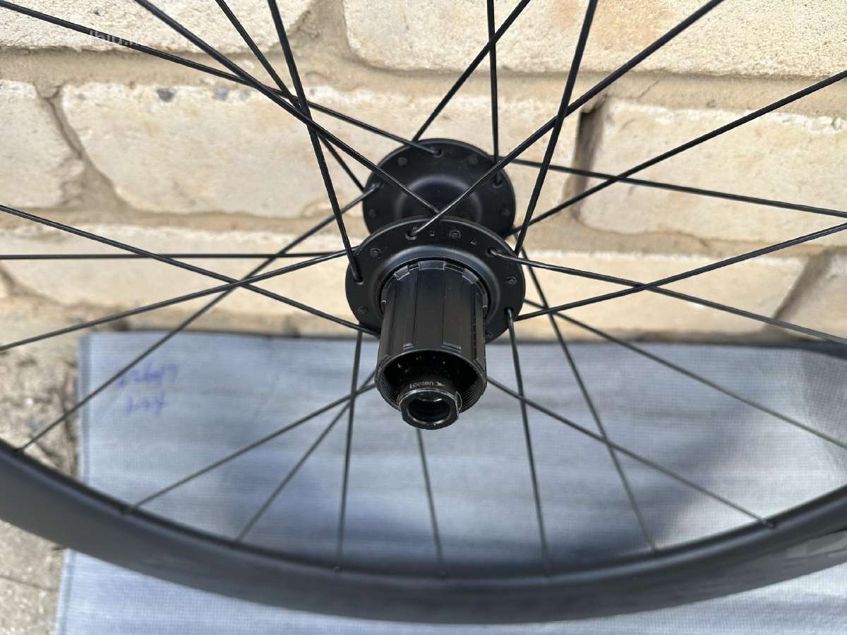 Bontrager Aeolus Elite 50 karboniniai ratai - nuotraukos Nr. 5