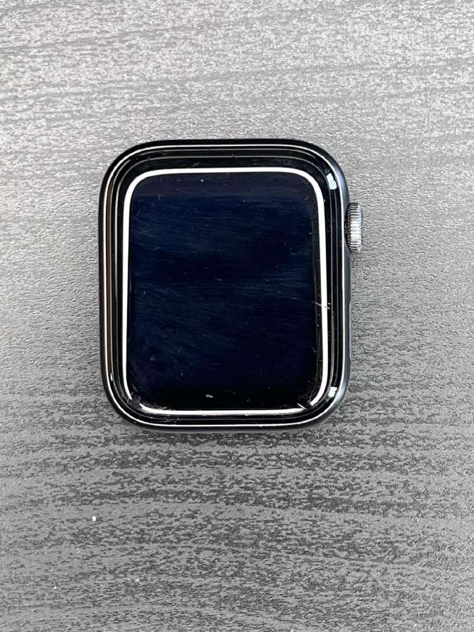 Apple Watch Series 5 44 mm - nuotraukos Nr. 4