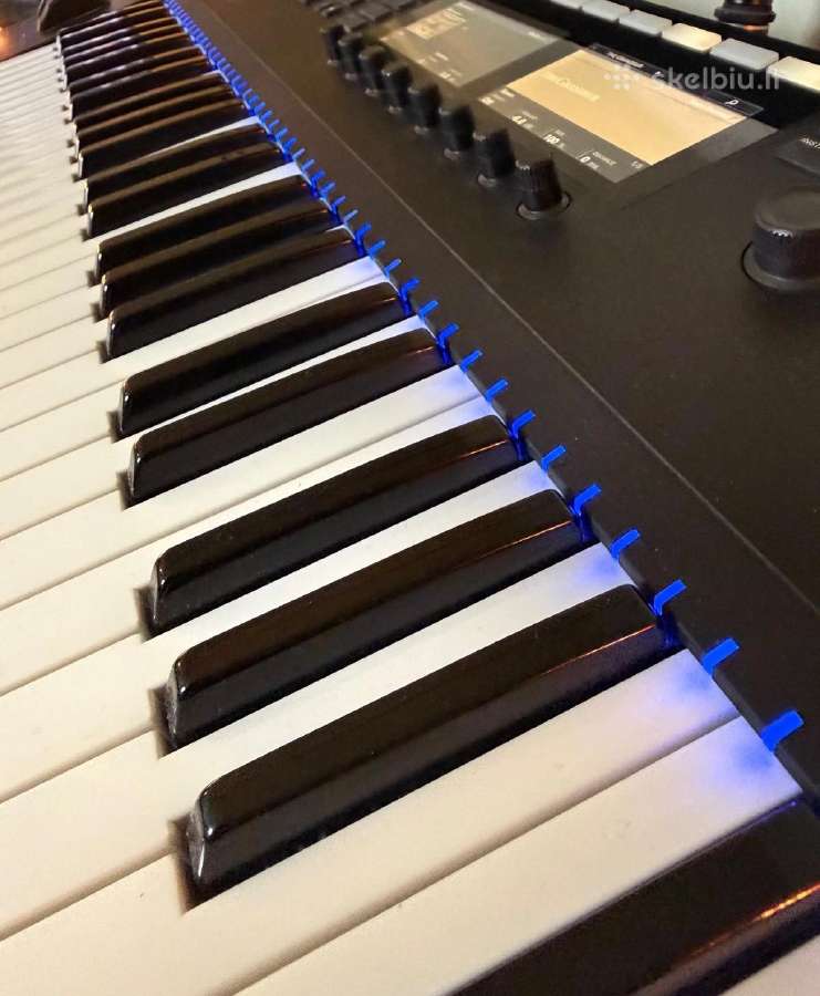 Native Instruments Komplete Kontrol S61 Mk2 - nuotraukos Nr. 4
