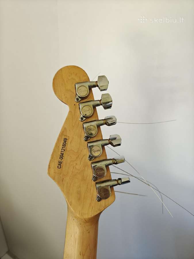 Parduodama elektrinė gitara Squier Stratocaster - nuotraukos Nr. 3
