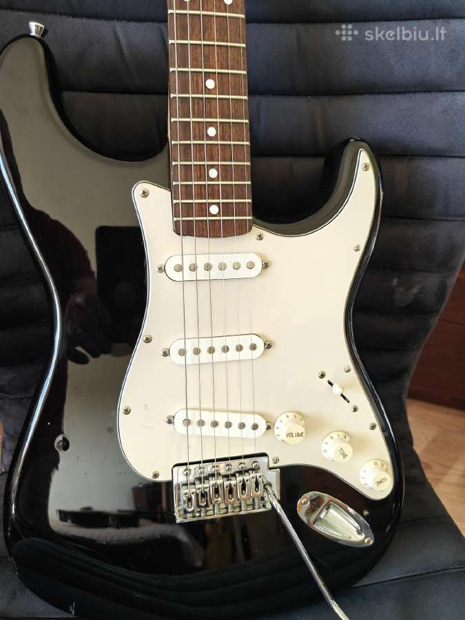 Parduodama elektrinė gitara Squier Stratocaster - nuotraukos Nr. 6