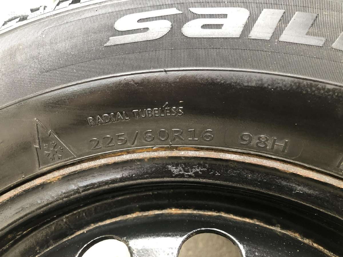 R16 225x60 geros žieminės padangos 2vnt. 50eur - nuotraukos Nr. 6