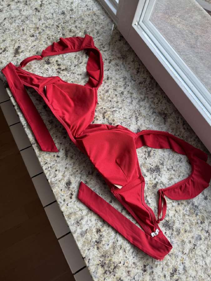 Oysho Ruffle raudonas atskiras bikinis 40-42 dydis - nuotraukos Nr. 19