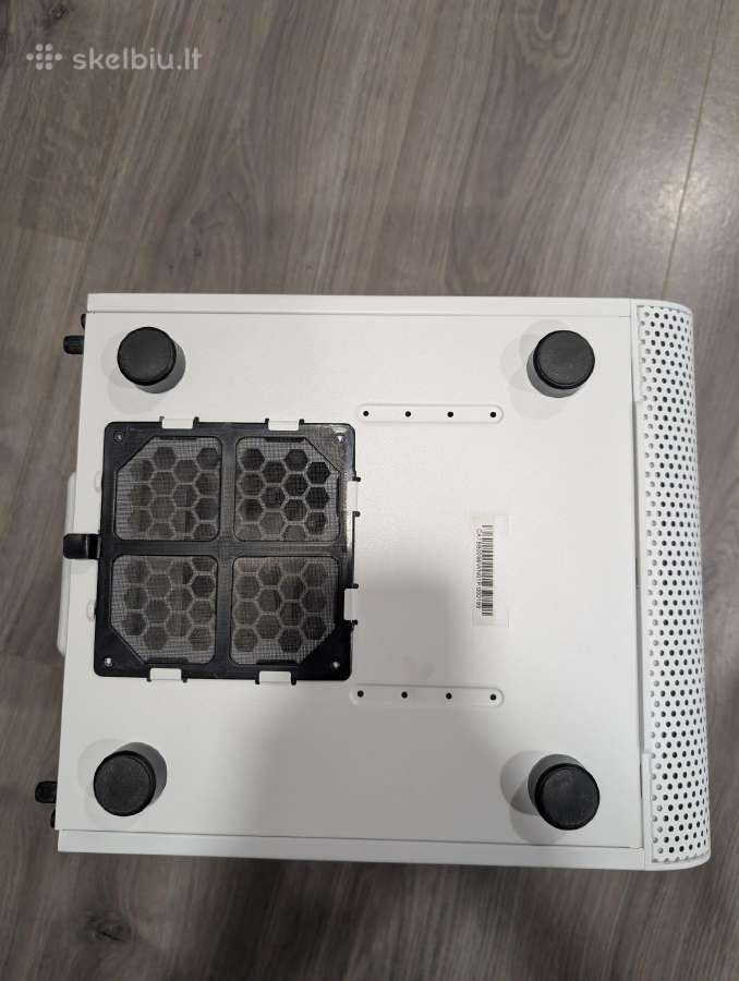 Thermaltake Core V1 Snow edition - nuotraukos Nr. 4