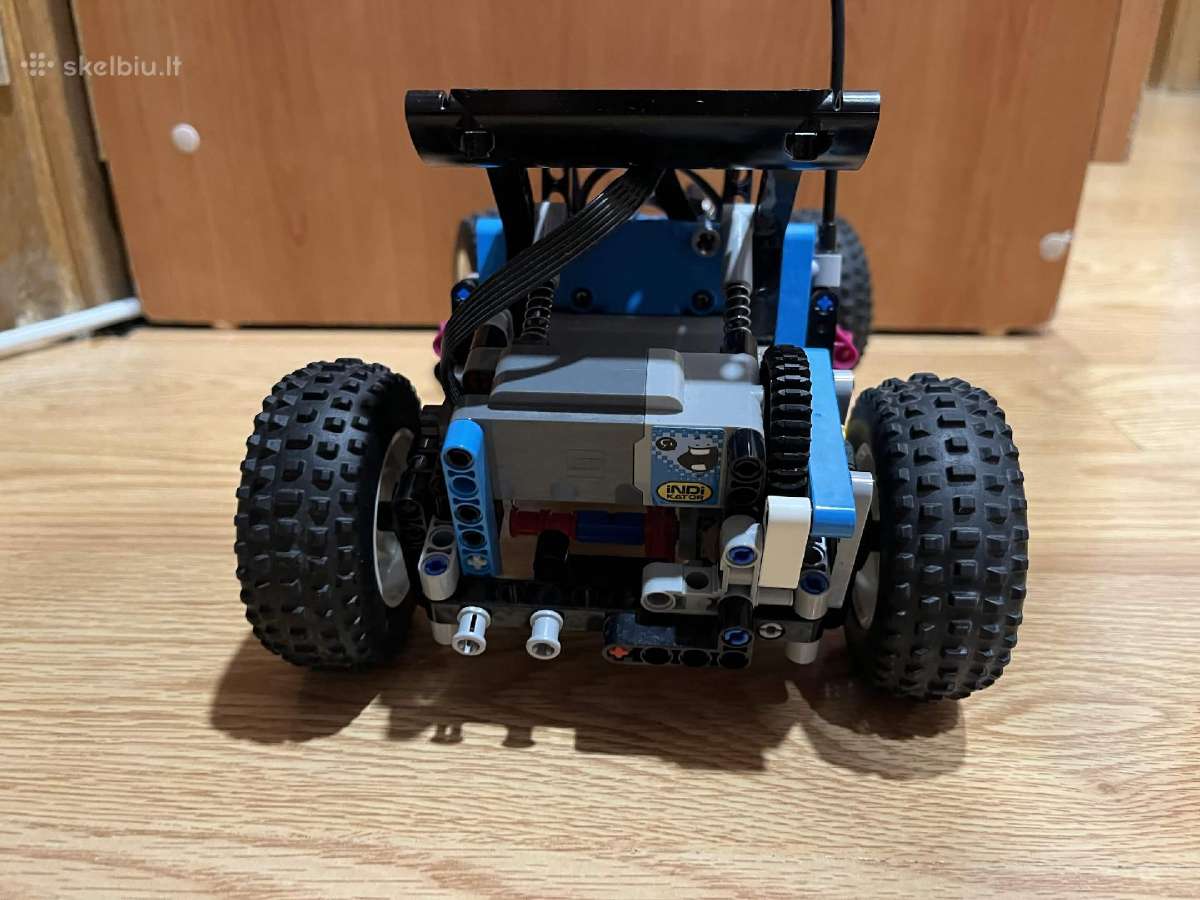 Lego Technic 42124 Off-road Buggy – veikiantis - nuotraukos Nr. 4