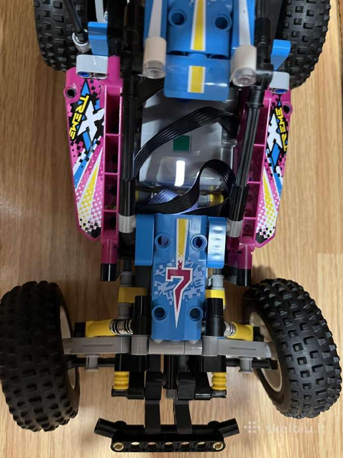 Lego Technic 42124 Off-road Buggy – veikiantis - nuotraukos Nr. 6