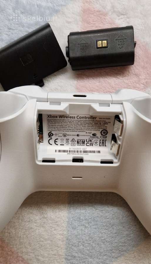 Xbox Series S 512gb + 2 pulteliai ir dėžutė - nuotraukos Nr. 6