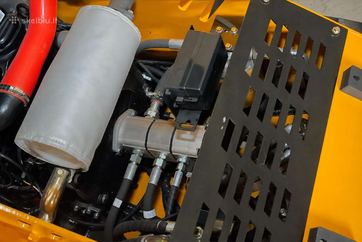 Vikšrinis mini krautuvas Enzo - Ht530t (Dyzelinis) - nuotraukos Nr. 20