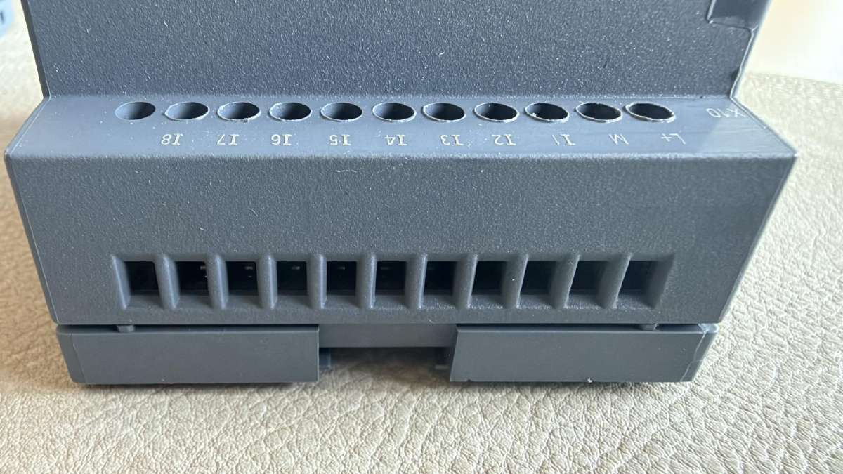 Siemens Logo! Dm16 24r – 6ed1055-1nb10-0ba2 - nuotraukos Nr. 8