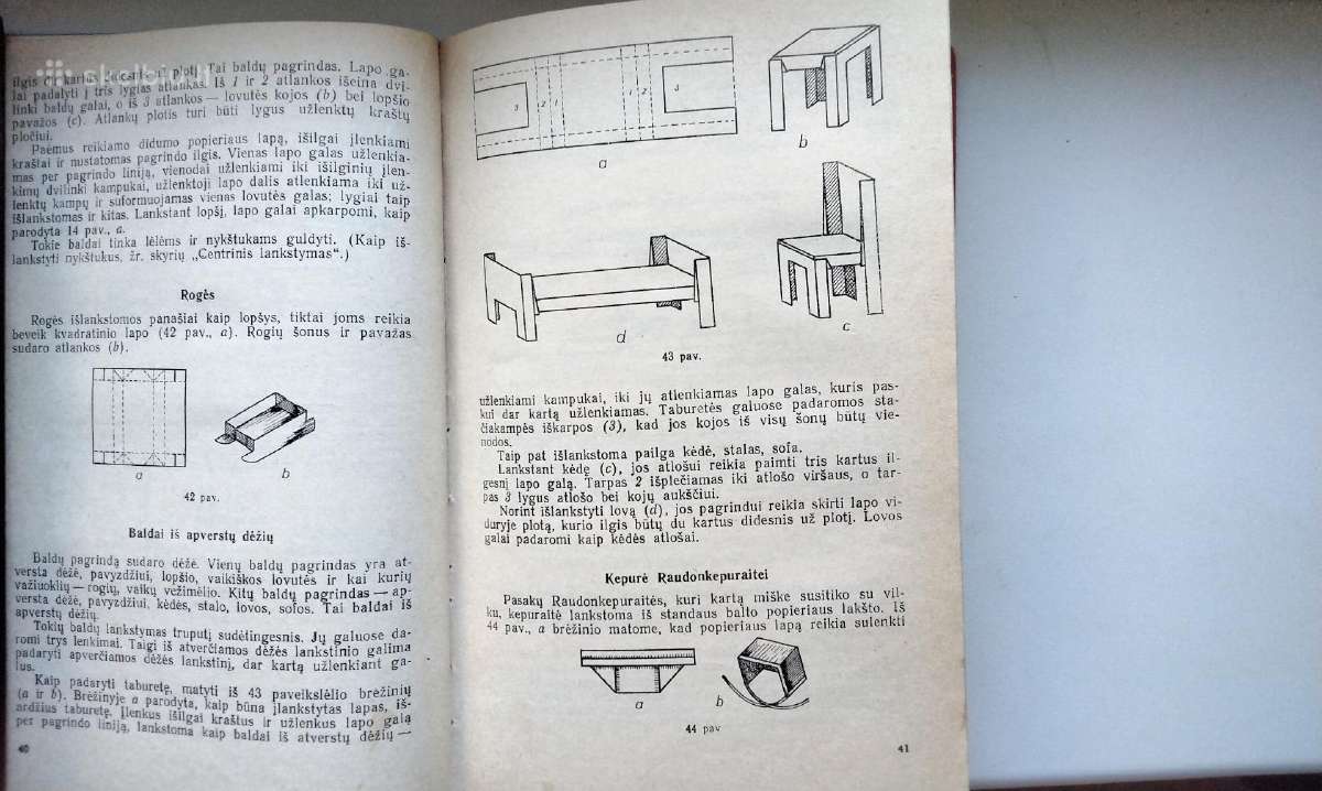 E. Trumpa. Popieriaus lankstiniai. - nuotraukos Nr. 7