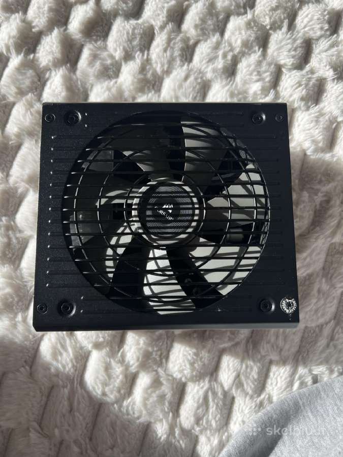 Corsair rm750x - nuotraukos Nr. 3