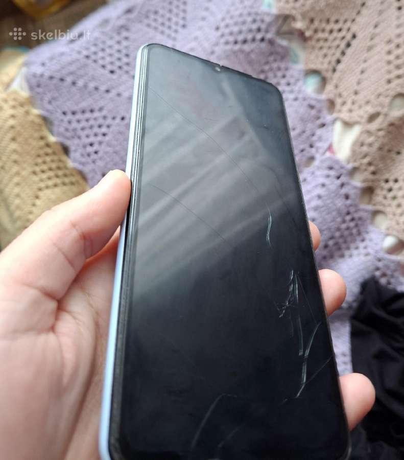 Naudotas telefonas 100€ su dėkliuku - nuotraukos Nr. 3